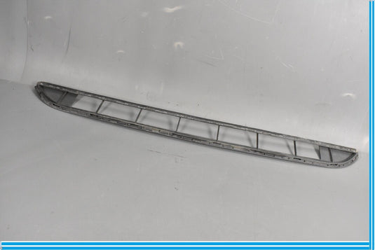 11-14 Volkswagen VW Touareg Front Lower Center Bumper Grille Grill Oem