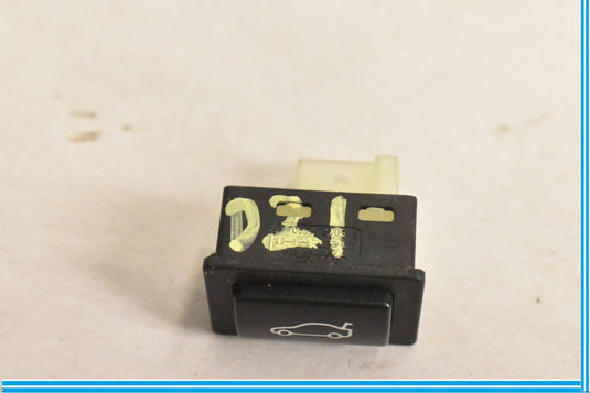 09-15 BMW 750Li 750i F01 F02 Rear Trunk Opener Unlocking Switch 6921846 Oem