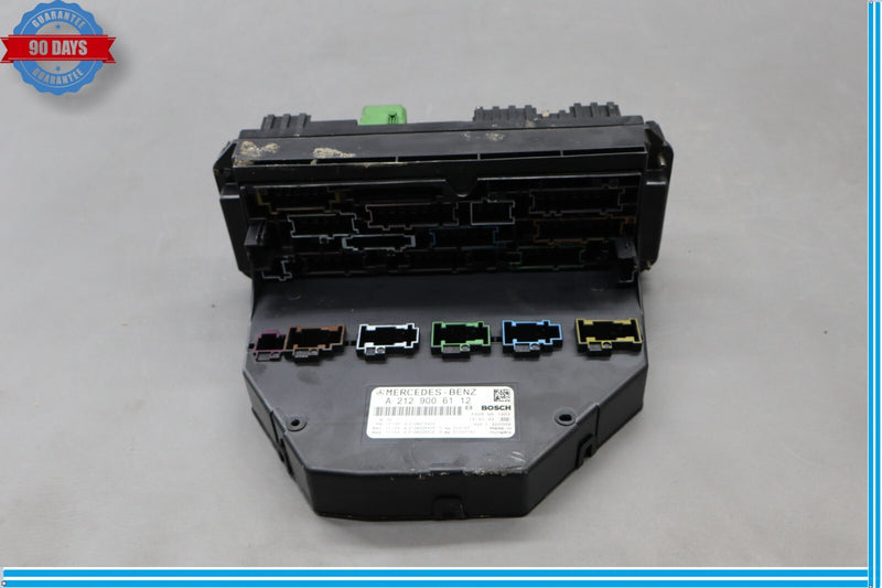 Load image into Gallery viewer, 10-16 Mercedes CLS550 W218 Front SAM Module Relay Fuse Box A2129025405 Oem
