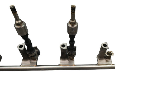 10-14 Land Rover Range Rover Sport Left Side Fuel Injection Rail Line Oem