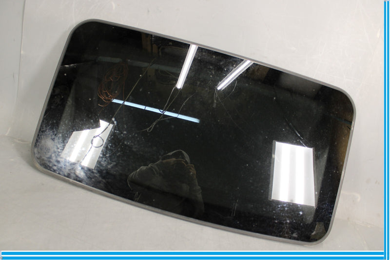 Load image into Gallery viewer, 06-13 Mercedes X164 GL350 ML550 R350 Sunroof Sun Roof Glass 2517800021 OEM
