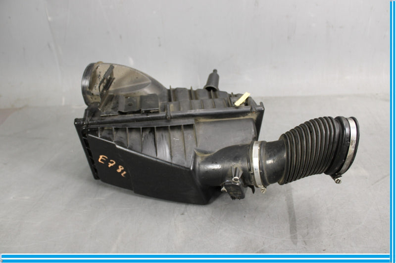 Load image into Gallery viewer, 10-13 Land Range Rover L320 Left Side Air Intake Cleaner Filter Box Housing Oem
