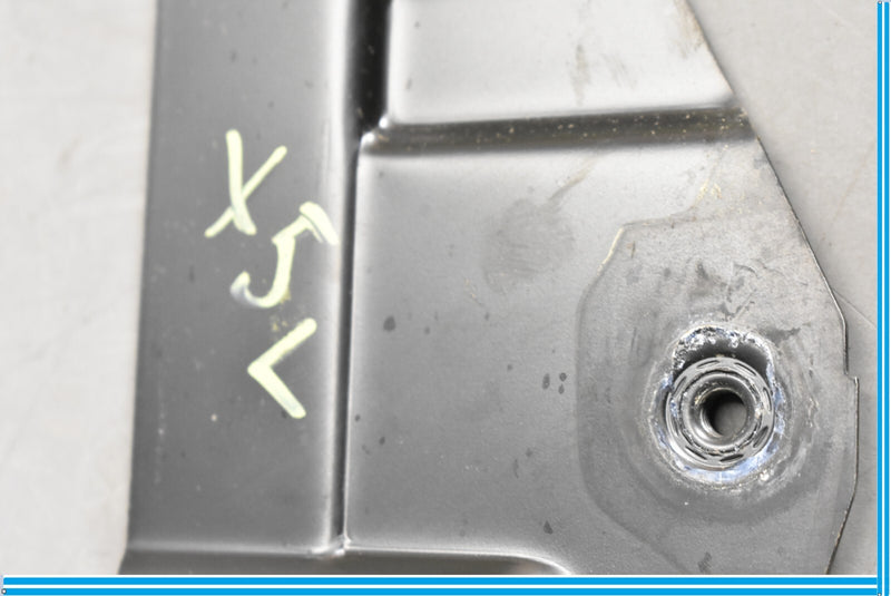 Load image into Gallery viewer, 03-12 Mercedes R230 SL500 AMG Rear Left Quarter Window Glass Lower Cover Oem
