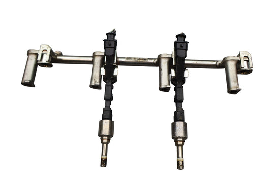 10-14 Land Rover Range Rover Sport Left Side Fuel Injection Rail Line Oem