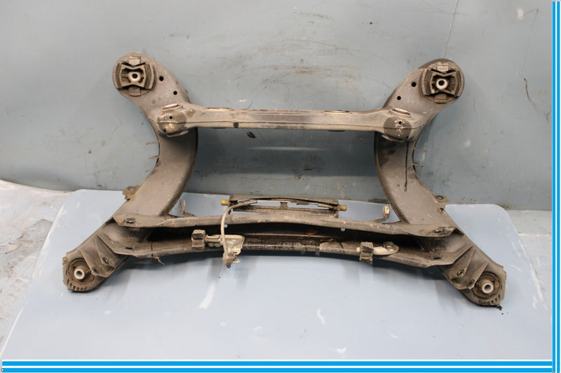 Load image into Gallery viewer, 10-18 Mercedes W207 E350 E400 CLS550 Rear Subframe Sub Frame Crossmember OEM
