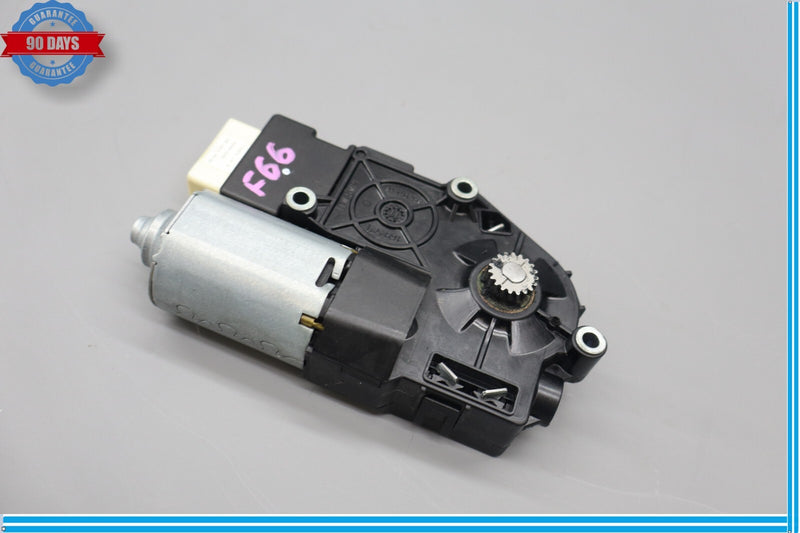 Load image into Gallery viewer, 08-14 Mercedes C250 C350 W204 Panoramic Sunroof Sun Roof Motor Motors Oem
