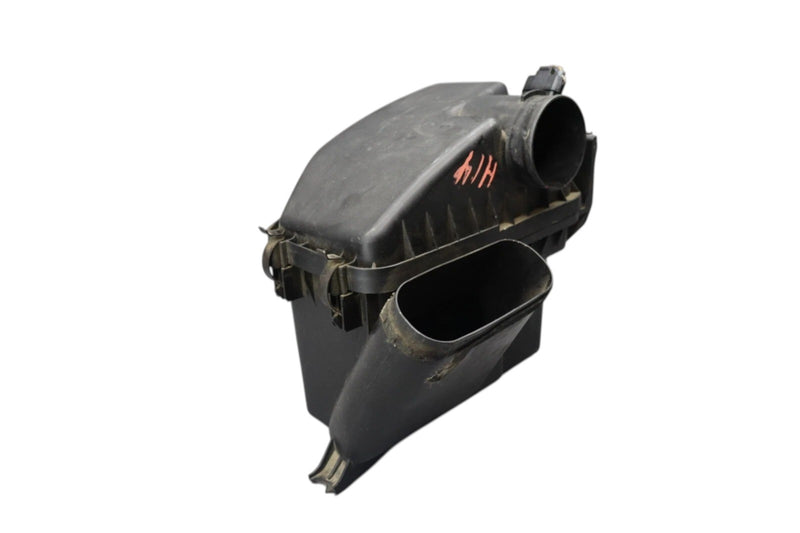 Load image into Gallery viewer, 02-05 Ford Thunderbird Air Intake Cleaner Box W/ Maf Black 22020-50210 OEM
