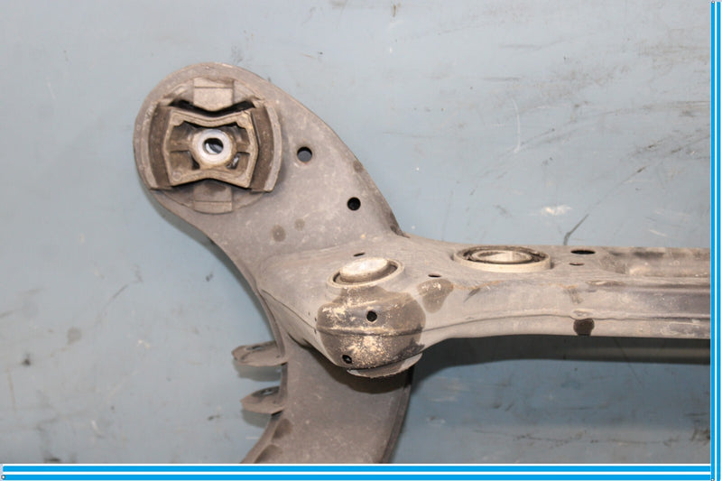 Load image into Gallery viewer, 10-18 Mercedes W207 E350 E400 CLS550 Rear Subframe Sub Frame Crossmember OEM
