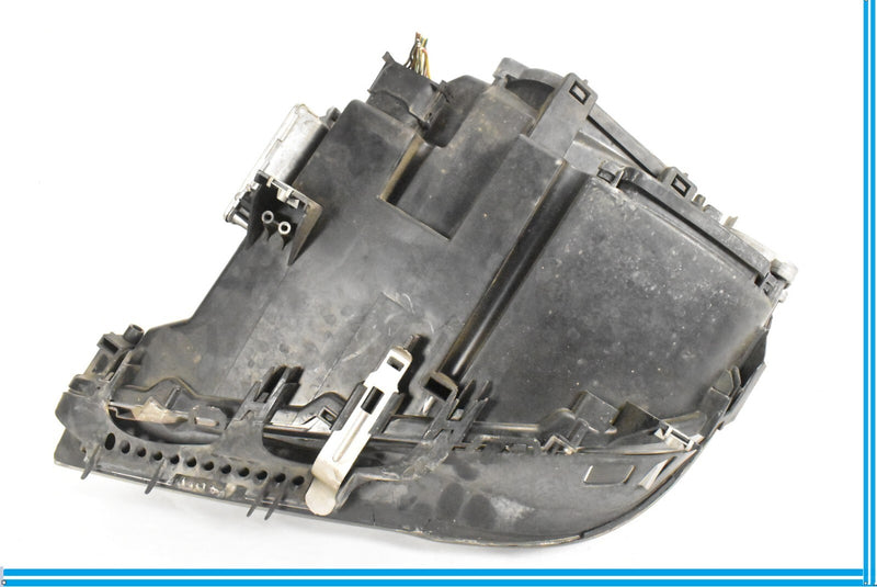 Load image into Gallery viewer, 2009-2015 BMW 750LI F02 RIGHT PASSENGER HEADLIGHT DYNAMIC XENON HID LAMP OEM
