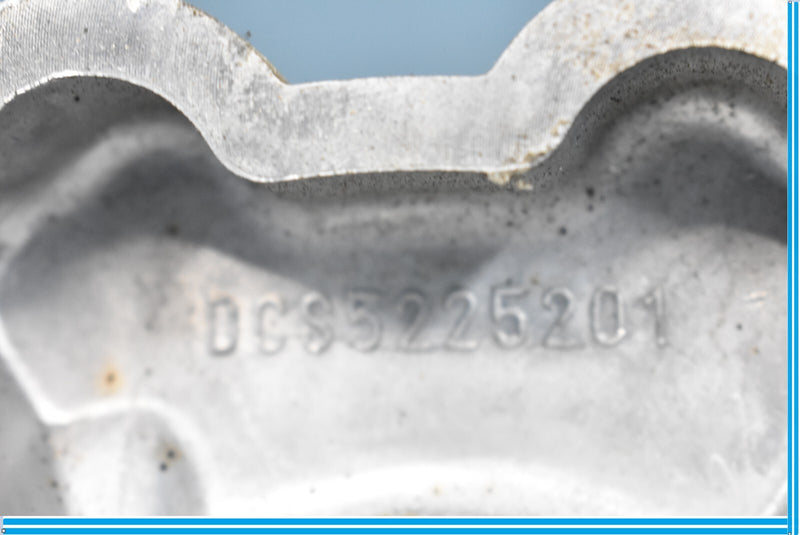 Load image into Gallery viewer, 13-16 Mercedes GL450 X166 Automatic Transfer Case Assembly Oem

