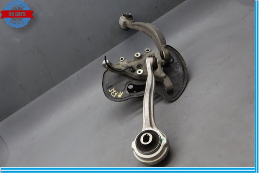 08-20 Mercedes W204 C350 E400 Front Right Side Spindle Knuckle Hub Oem