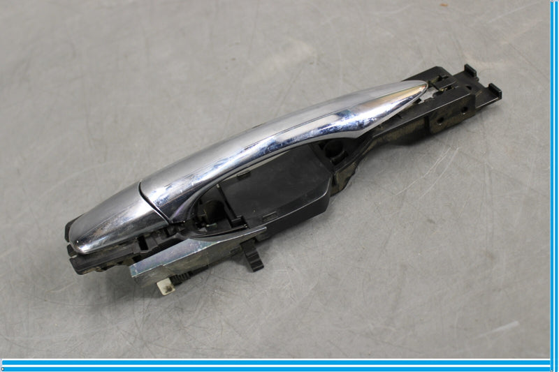 Load image into Gallery viewer, 11-17 Infiniti QX56 QX80 Rear Left Driver Side Exterior Door Handle Oem
