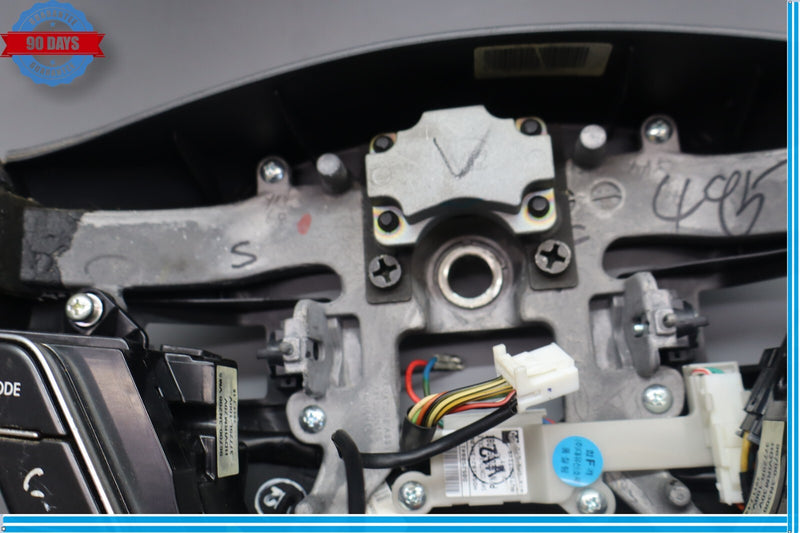 Load image into Gallery viewer, 11-13 Hyundai Equus SIG Front Steering Wheel Black Leather 561003N200 Oem
