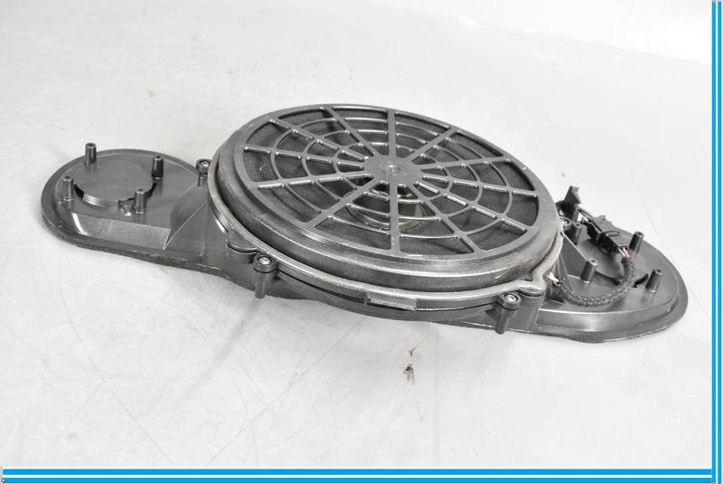 Load image into Gallery viewer, 00-06 Mercedes S500 S600 W220 Rear Deck Bose Subwoofer Speaker 2208204702 Oem
