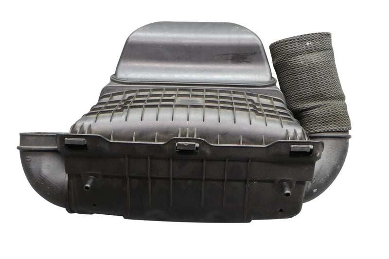 Load image into Gallery viewer, 04-08 Maserati Quattroporte M139 4.2L Air Intake Cleaner Filter Housing Box Oem
