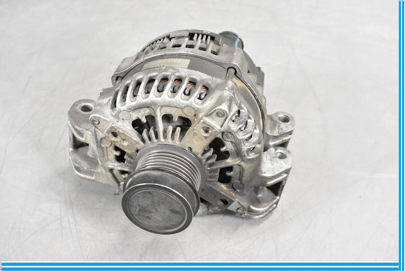Load image into Gallery viewer, 14-17 Maserati Quattroporte Alternator Generator Oem
