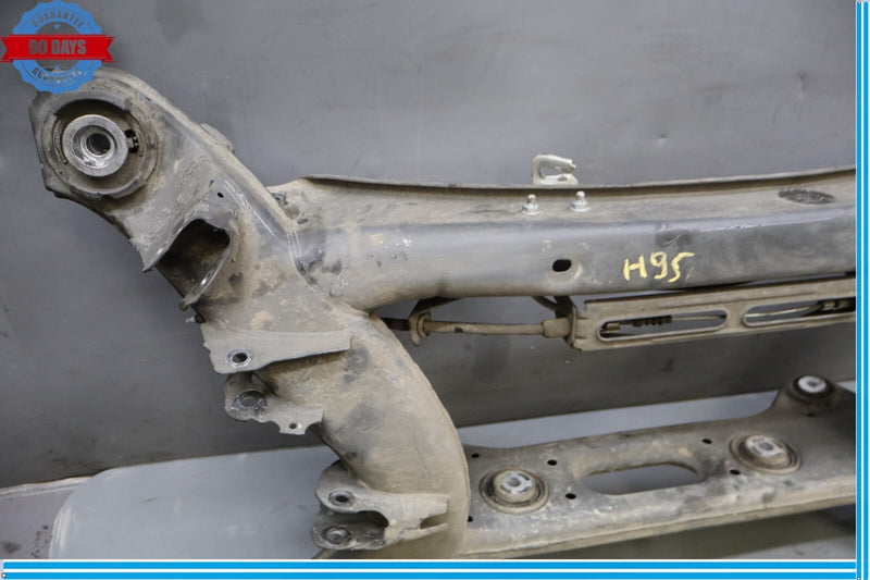 Load image into Gallery viewer, 10-18 Mercedes C250 C350 W207 Rear Sub Frame Crossmember Cradle Oem
