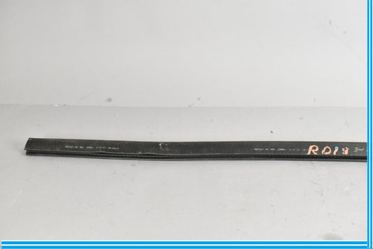 2008 Bentley Continental Front Right Door Inner Glass Rubber Seal 3W8837472B Oem