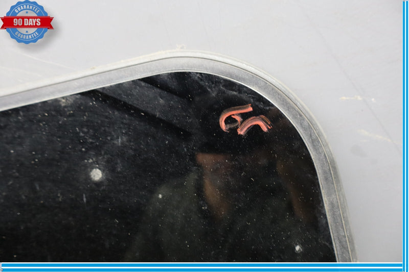 Load image into Gallery viewer, 10-16 Porsche Panamera 970 Sunroof Sun Roof Glass Panel Assembly Oem
