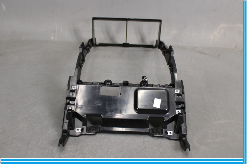 Load image into Gallery viewer, 10-13 LR Range Rover Sport Center Console Upper Frame Support Bracket Oem
