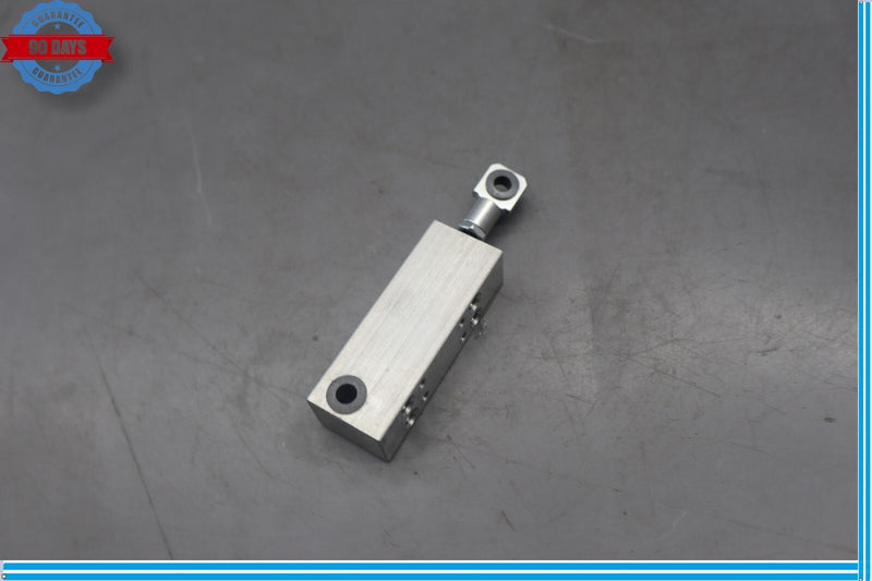 Load image into Gallery viewer, 05-20 Mercedes R172 SLK350 Right Convertible Top Main Drive Lift Cylinder Oem
