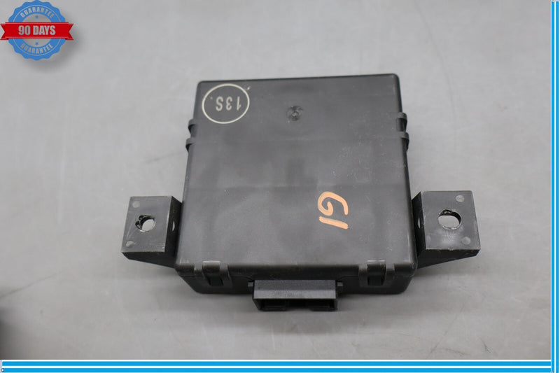 Load image into Gallery viewer, 10-16 Porsche Panamera Gateway Computer Control Module Unit ECU ECM Oem

