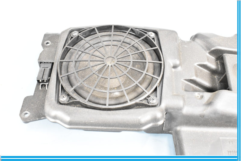 Load image into Gallery viewer, 97-04 Porsche Boxster Front Right Passenger Side Door Speaker 2752555854 Oem
