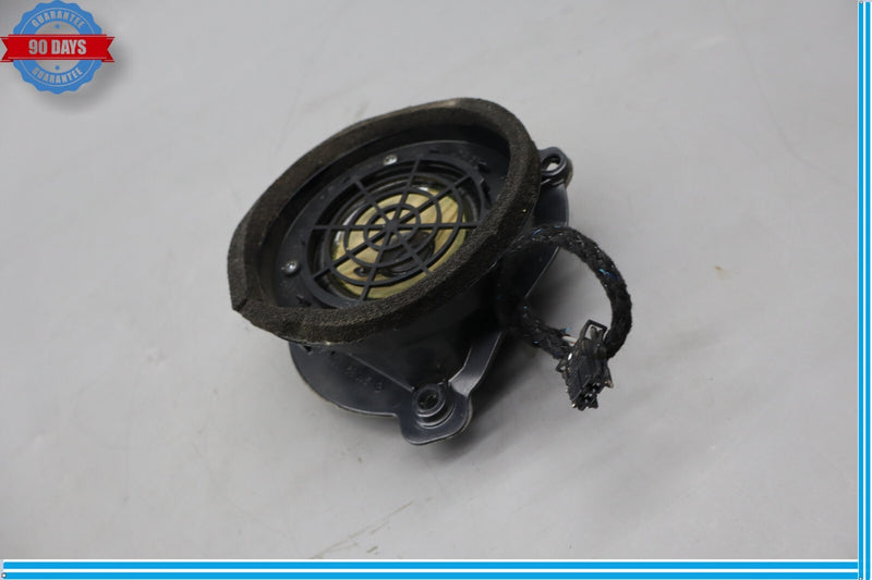 Load image into Gallery viewer, 96-03 Mercedes W210 E320 E430 Rear Right Side Door Audio Sound Speaker Oem
