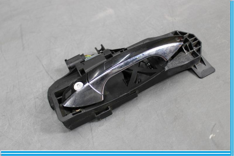 Load image into Gallery viewer, 07-13 Mercedes S400 S550 W221 Front Left Exterior Door Handle Keyless Go Oem

