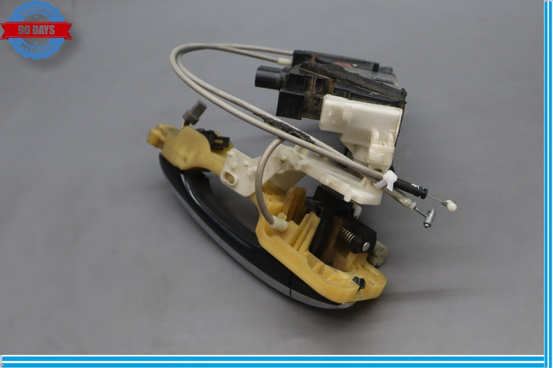 Load image into Gallery viewer, 11-16 Hyundai Equus SIG Rear Left Driver Side Exterior Door Handle W/ Lock Oem

