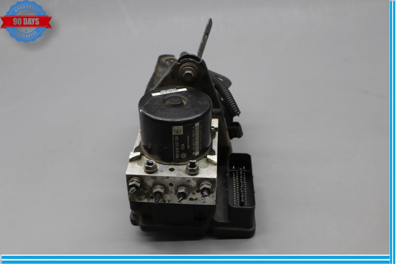 Load image into Gallery viewer, 09-11 Audi A3 A3 Quattro ABS Brake Pump Module Unit 1K0907379 Oem
