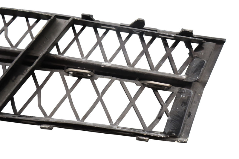 Load image into Gallery viewer, 10-13 BMW 535i 550i GT F07 Front Bumper Right Passenger Side Grille Trim Oem
