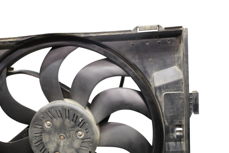 Load image into Gallery viewer, 12-18 BMW 320i 328i F30 Front Radiator Cooling Fan Shroud Assembly 7640511 Oem
