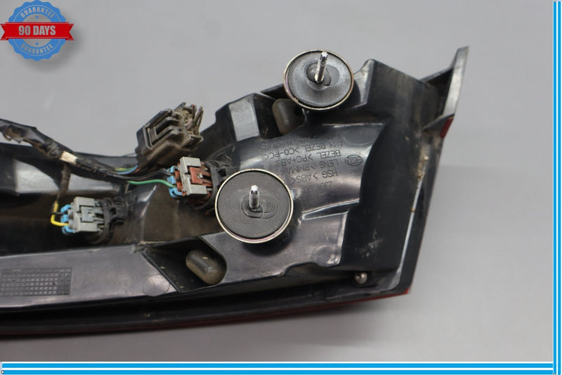 Load image into Gallery viewer, 09-11 Jaguar X250 XF XFR Rear Left Side Tail Light Taillight Lamp Red Oem
