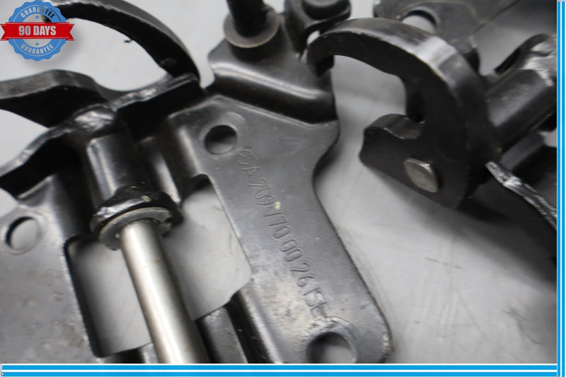 Load image into Gallery viewer, 03-09 Mercedes CLK320 CLK500 Convertible Front Top Roof Lock Latch Actuator Oem
