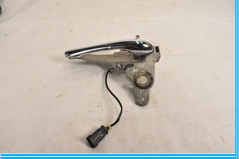 Load image into Gallery viewer, 04-08 Maserati Quattroporte Front Left Driver Exterior Door Handle Oem
