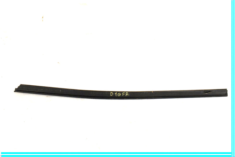 Load image into Gallery viewer, MERCEDES C300 W204 FRONT RIGHT DOOR WINDOW BELT WEATHERSTRIP SEAL OEM 2008-14
