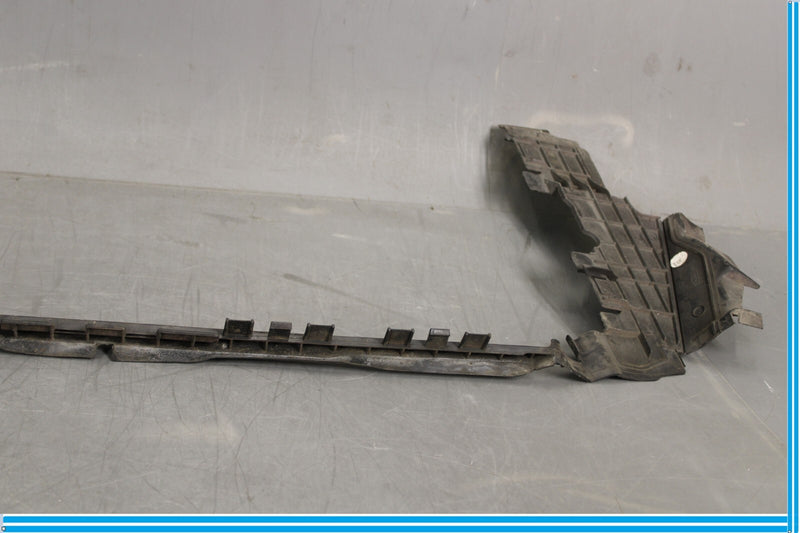 Load image into Gallery viewer, 10-13 Mercedes E350 E550 W207 Air Guide Plate Baffle Trim Oem
