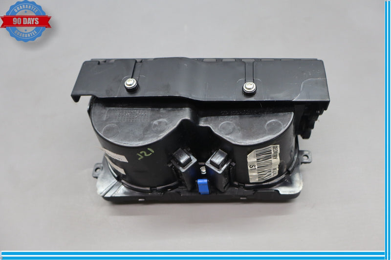 Load image into Gallery viewer, 15-17 Hyundai Genesis G80 Center Console Cup Holder Assembly 84670-B1000 Oem
