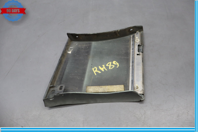 Load image into Gallery viewer, 01-06 Lexus LS430 Front Right Passegner Side Fender Plastic Molding Oem
