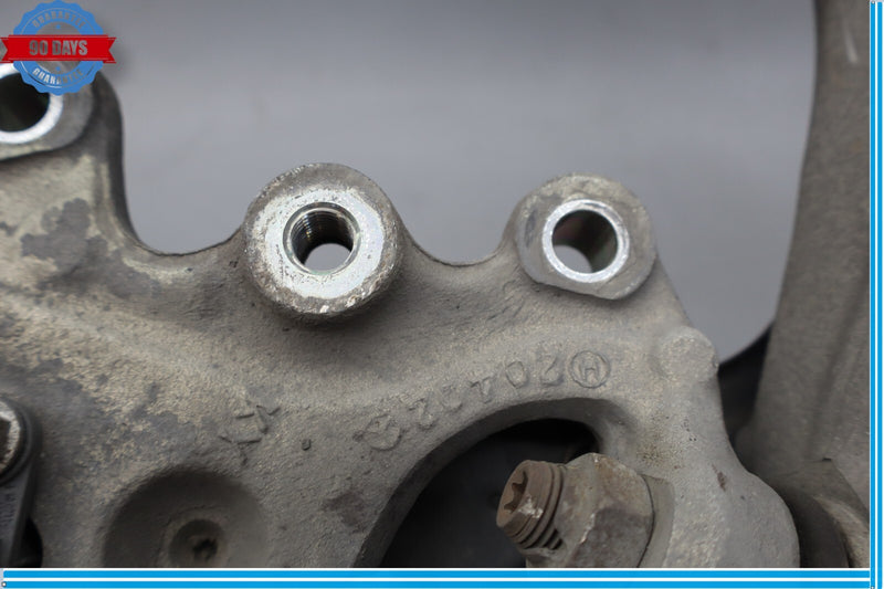 Load image into Gallery viewer, 08-20 Mercedes W204 C350 E400 Front Right Side Spindle Knuckle Hub Oem
