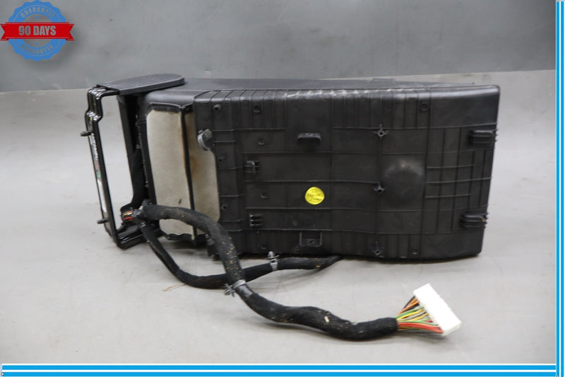 Load image into Gallery viewer, 11-13 Hyundai Equus SIG Rear Center Console AC Climate Control Switches Oem
