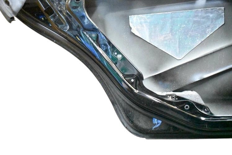 Load image into Gallery viewer, 12-18 Mercedes W218 CLS550 CLS400 CLS63 AMG Rear Left Driver Side Door Shell OEM
