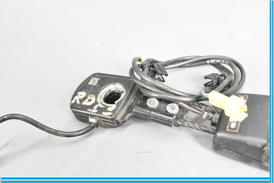 10-17 Mercedes E550 E350 W207 Front Right Seat Belt Buckle Coupe A2078600269 Oem