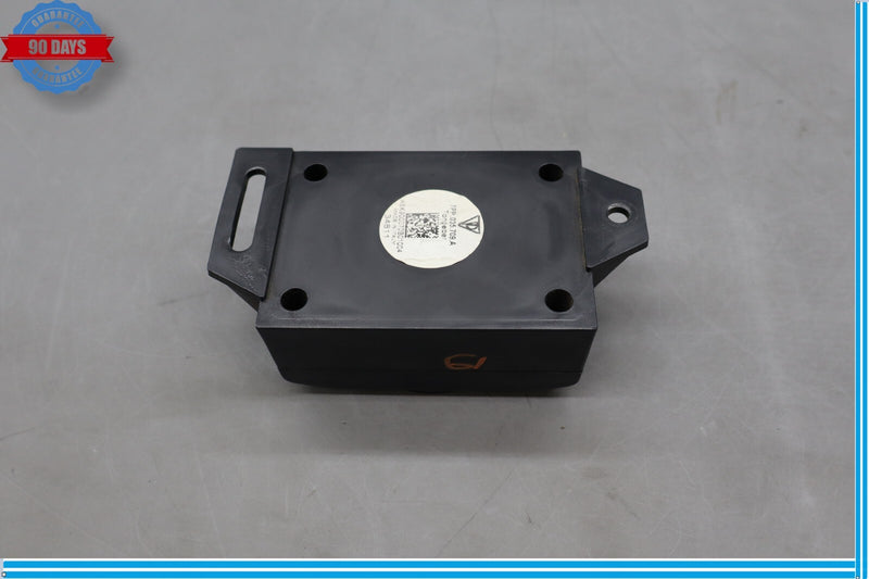 Load image into Gallery viewer, 11-18 Porsche Cayenne Parking Aid System Warning Buzzer Speaker Oem
