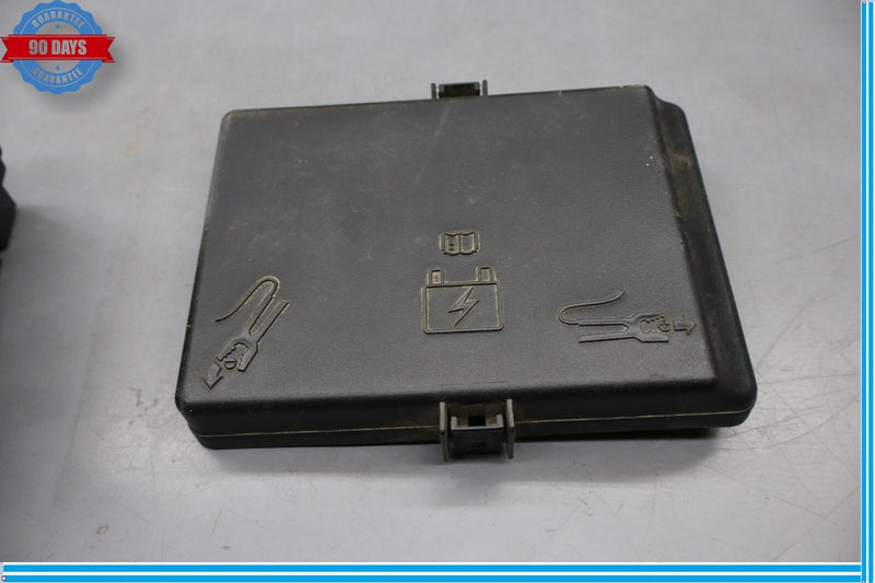 Load image into Gallery viewer, 14-18 Maserati Ghibli M157 Engine Fuse Box Battery Relay Assembly Oem
