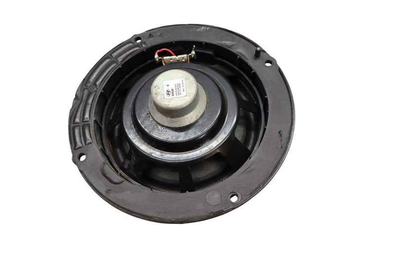Load image into Gallery viewer, 15-20 Hyundai Genesis G80 Right Or Left Side Door Audio Sound Speaker Oem
