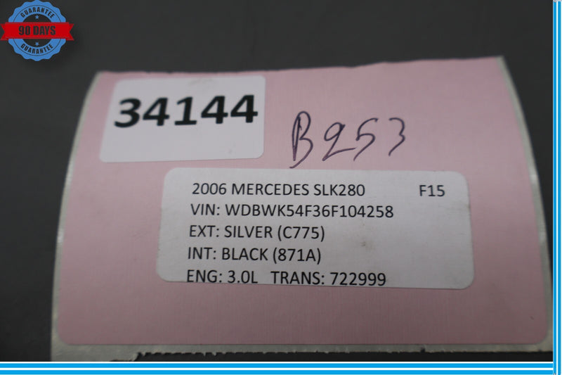 Load image into Gallery viewer, 05-11 Mercedes R171 SLK280 SLK350 Front SAM Module Relay Fuse Box Oem

