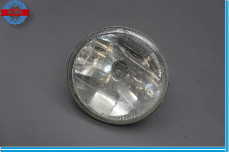 Load image into Gallery viewer, 2011 GMC Acadia Denali Front Right Passenger Side Fog Light Foglight Lamp Oem
