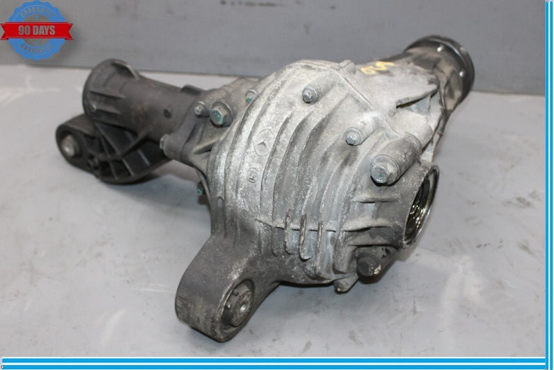 Load image into Gallery viewer, 06-12 Mercedes X164 GL450 ML550 Front Differential Axle Carrier Diff Oem
